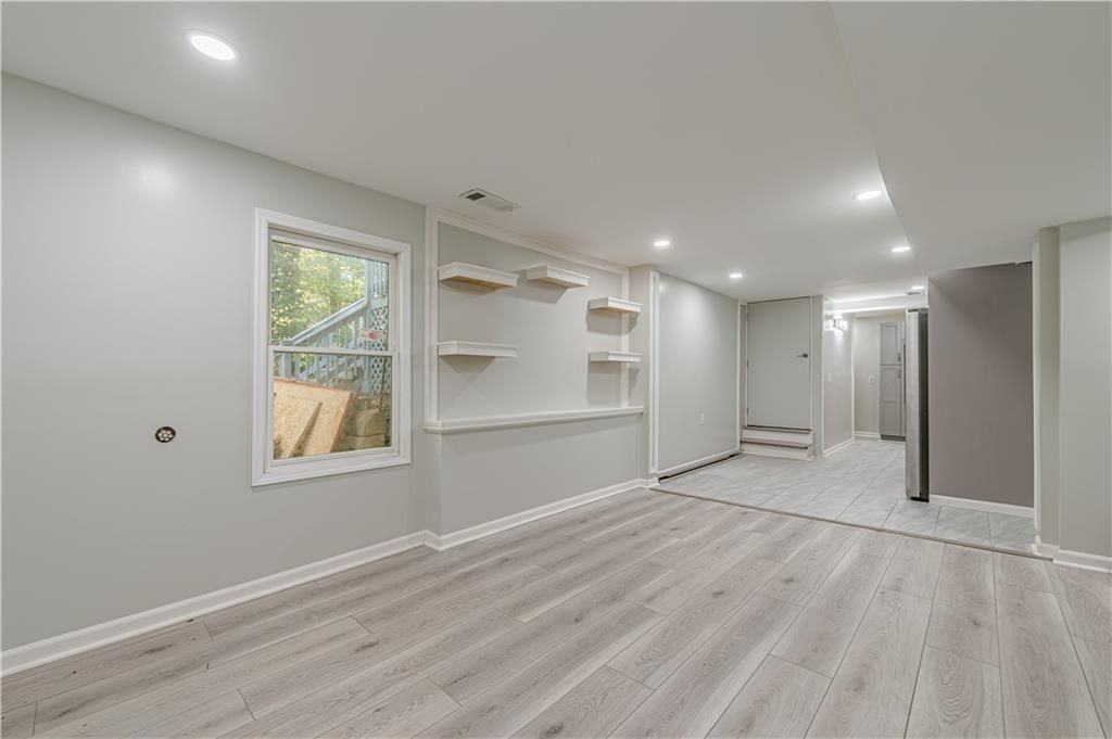 435 Little Pines Ct - Photo 5 of 23