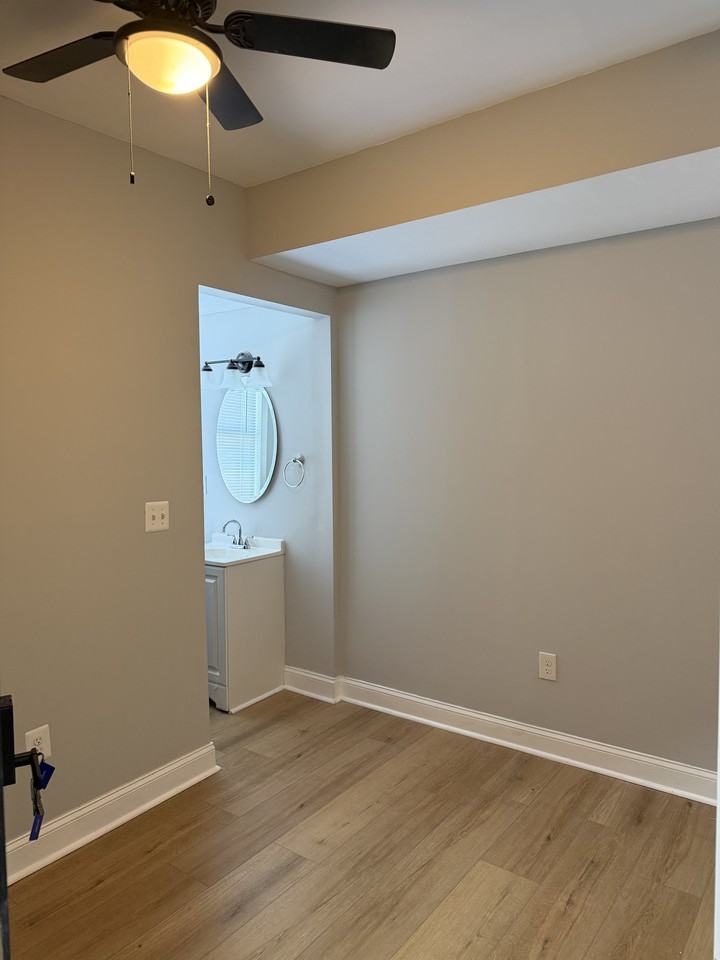 5336 Cordelia Avenue - Photo 4 of 11