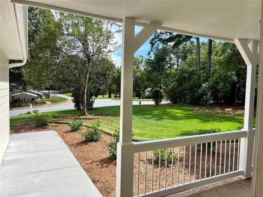 50 Parkmont Dr - Photo 3 of 30