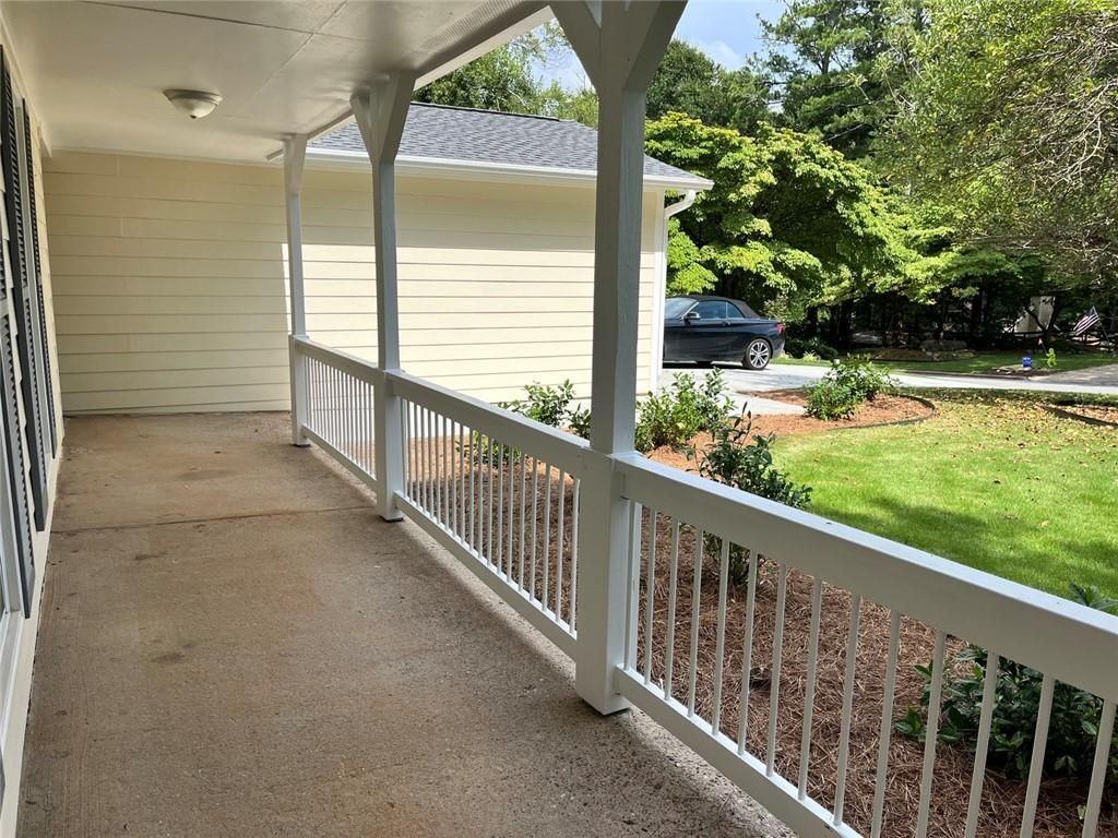 50 Parkmont Dr - Photo 4 of 30