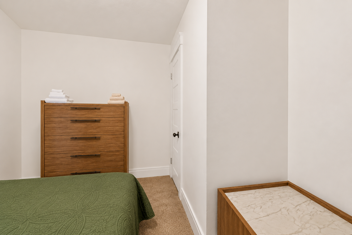 602 25th St - Photo 7 of 25