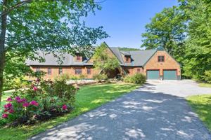 featured image of 662 Hurricane Rd