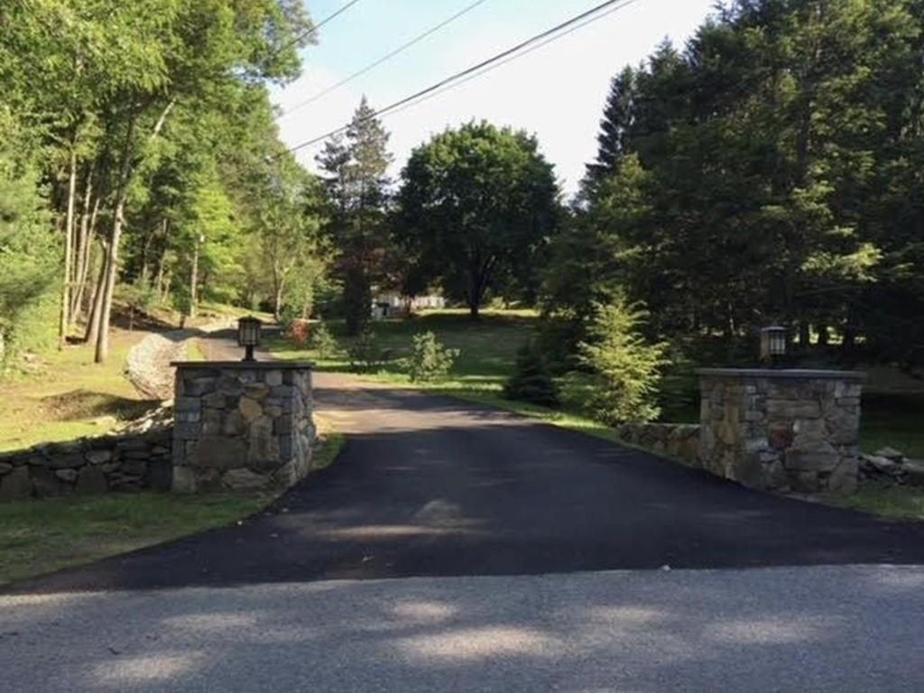 11 Old Greenville Rd - Photo 3 of 10