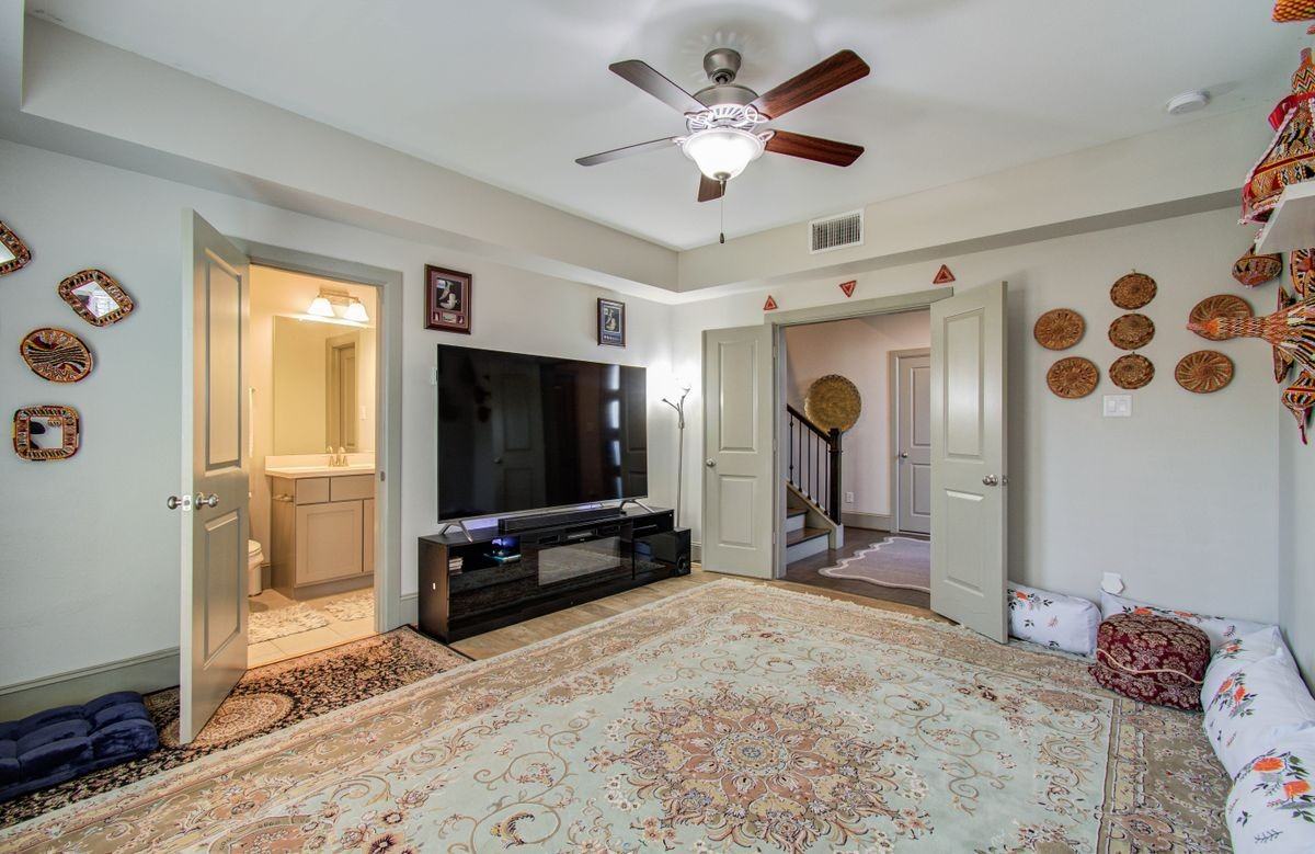 3104 Mitchell Landing Ct - Photo 5 of 50