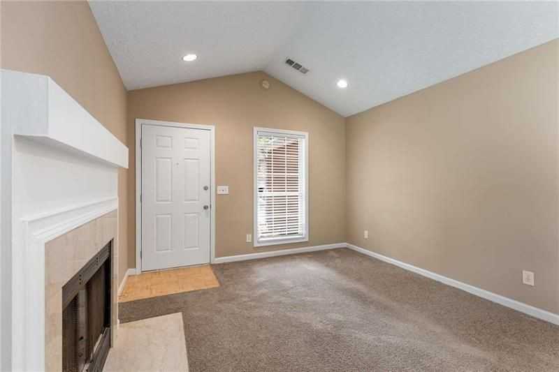 13387 Aventide Ln - Photo 6 of 9