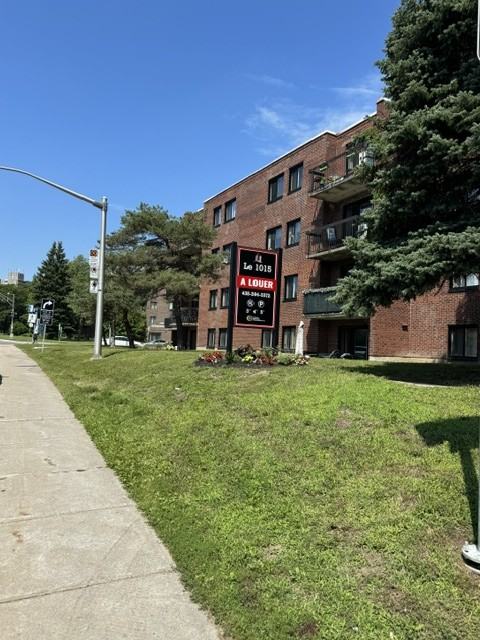 1035 Boulevard Chomedey — photo 1