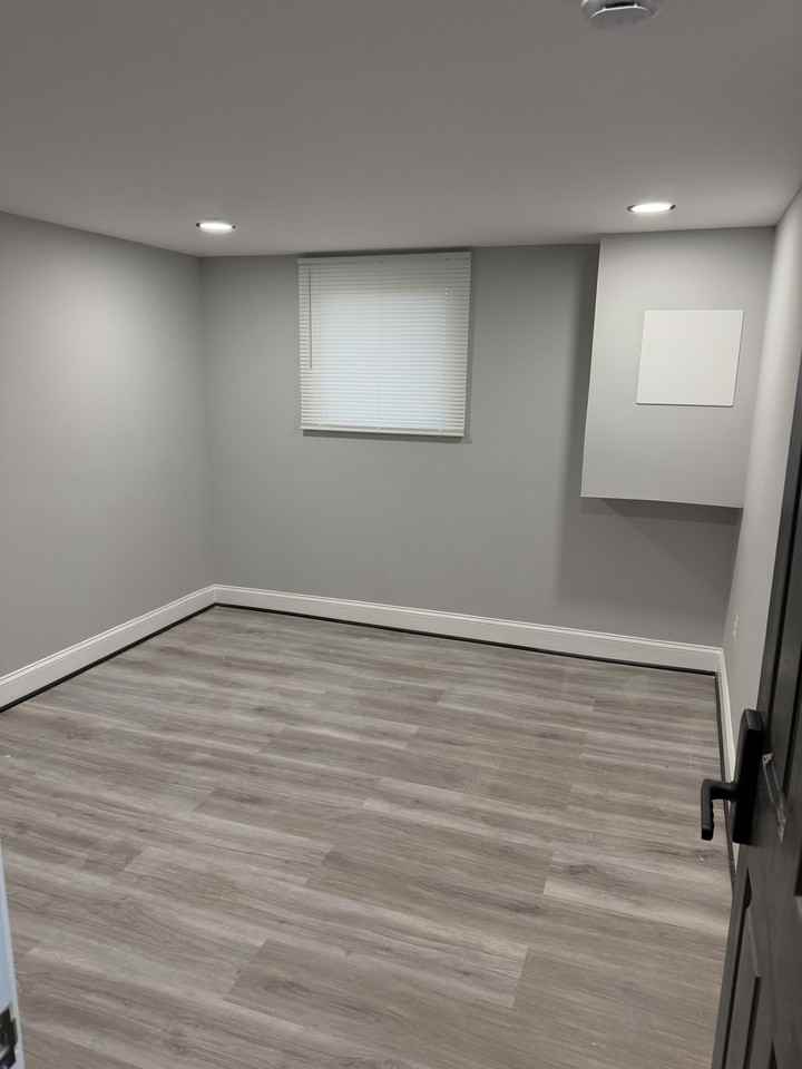 3831 Derby Manor Drive - Photo 7 of 9