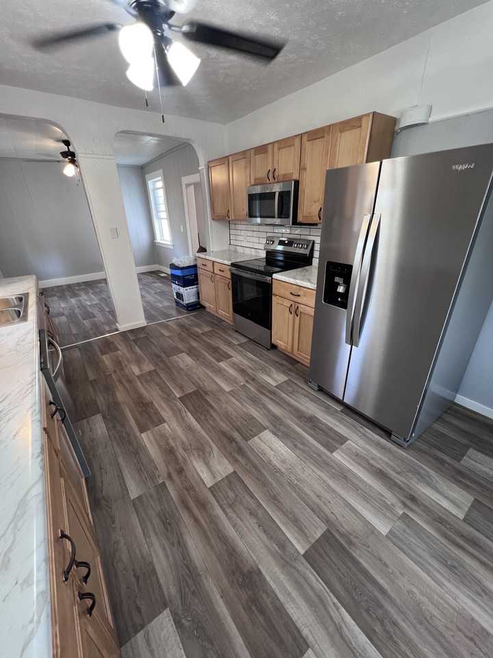 528 Southwest Street - Photo 5 of 20