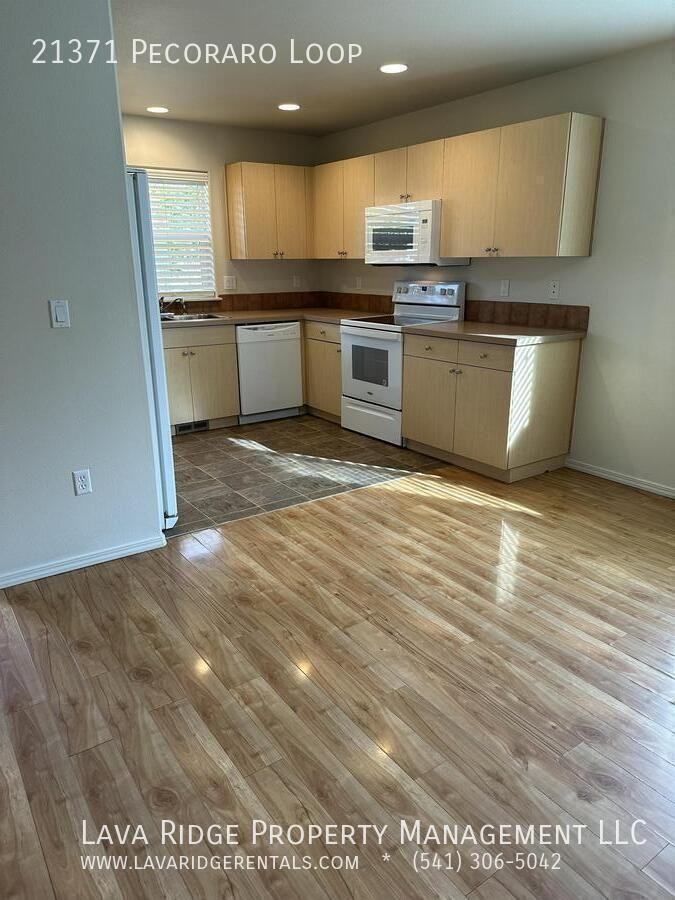 21371 Pecoraro Loop - Photo 7 of 11