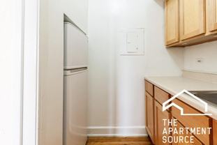 536 W Arlington Pl #301 - Photo 1 of 1