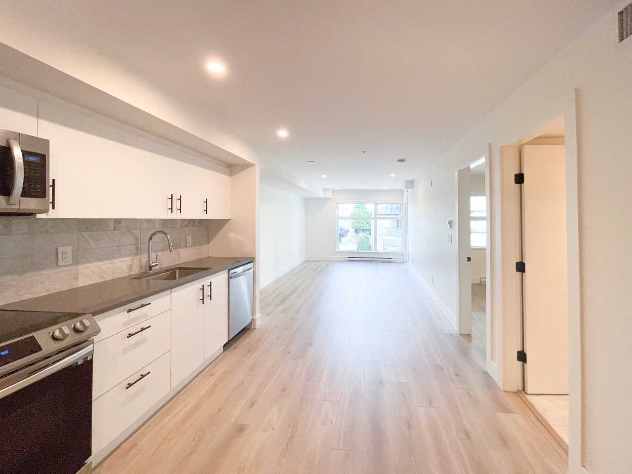 1456 Johnston Road #206 - Photo 4 of 12