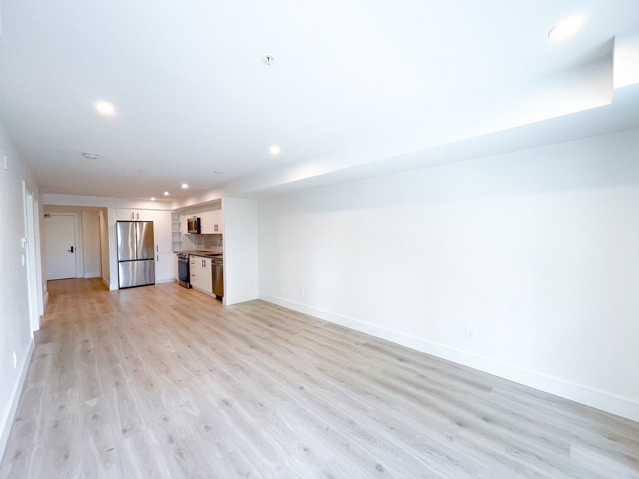 1456 Johnston Road #206 - Photo 5 of 12