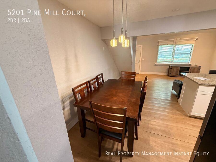 5201 Pine Mill Ct - Photo 3 of 50