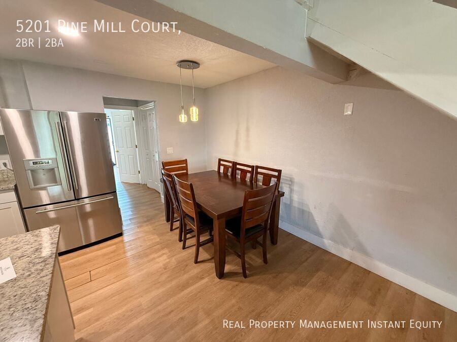 5201 Pine Mill Ct - Photo 4 of 50