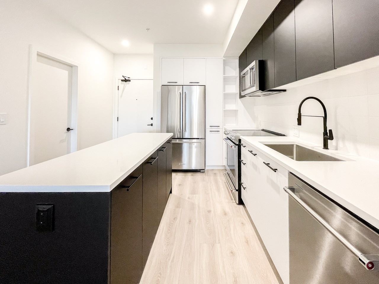 2635 King George Boulevard #333 - Photo 4 of 13
