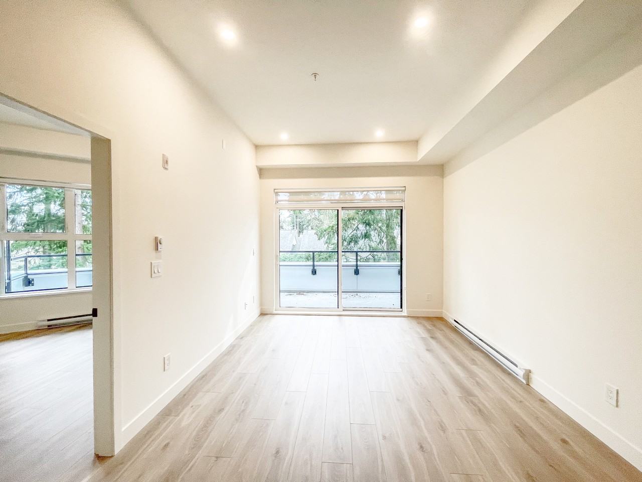 2620 152 Street #406 - Photo 6 of 14