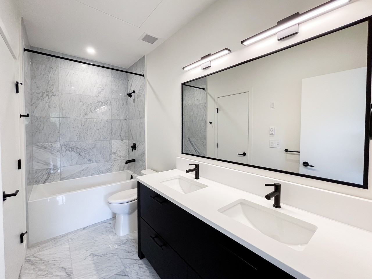 2635 King George Boulevard #421 - Photo 3 of 9
