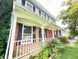 featured image of 8957 Rolling Rd