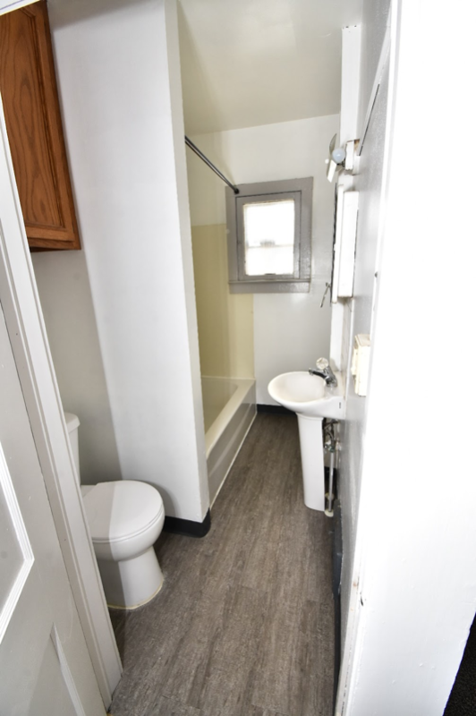 1426 Johnson St - Photo 7 of 8
