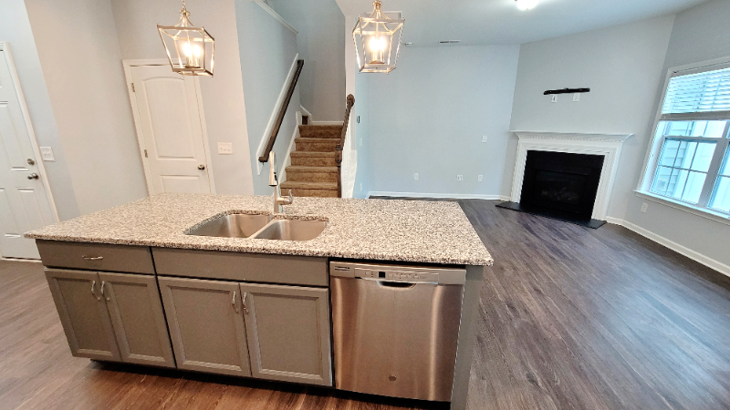 117 Wellons Creek Dr - Photo 4 of 32