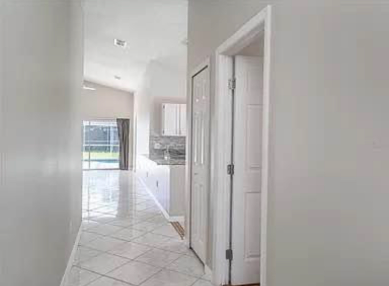 17406 Woodcrest Way - Photo 2 of 9