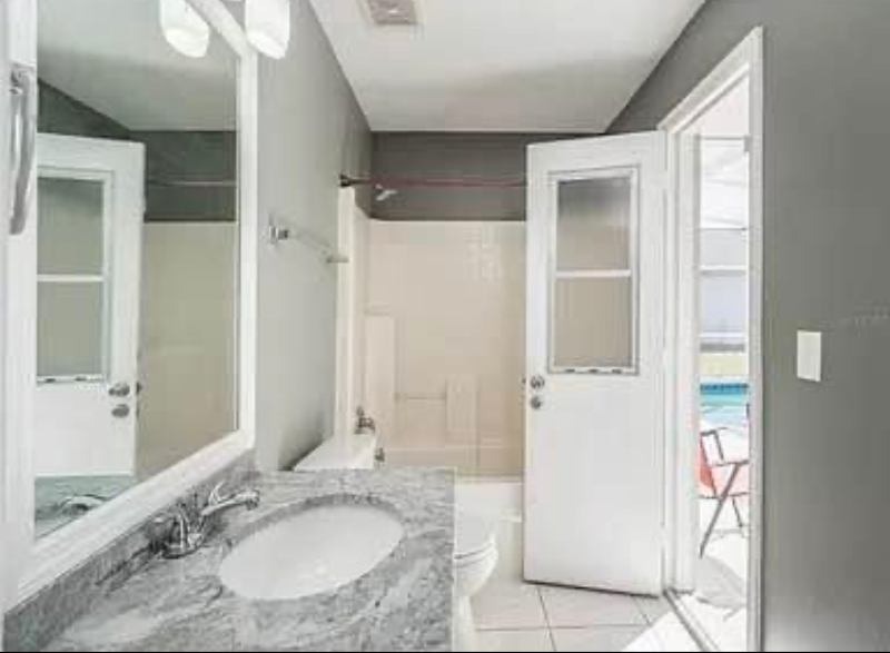17406 Woodcrest Way - Photo 5 of 9