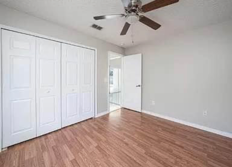 17406 Woodcrest Way - Photo 6 of 9