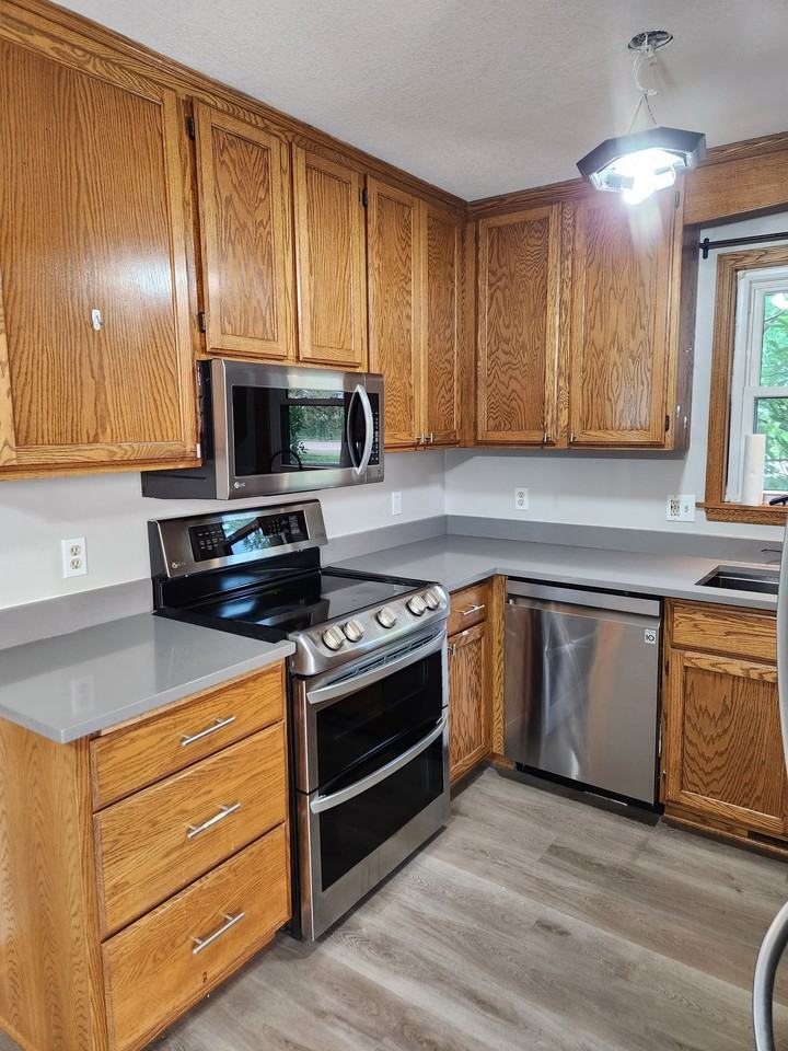 193 Butternut Ct - Photo 6 of 17