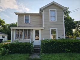 featured image of 441 N Pearl St