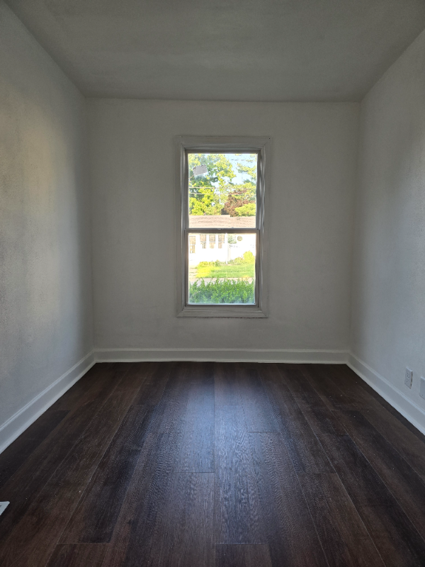 441 N Pearl St - Photo 7 of 17