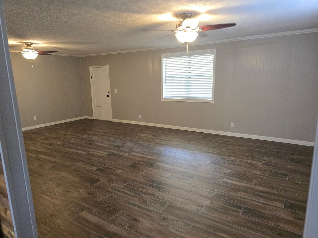 4837 Mayo Cir - Photo 7 of 23