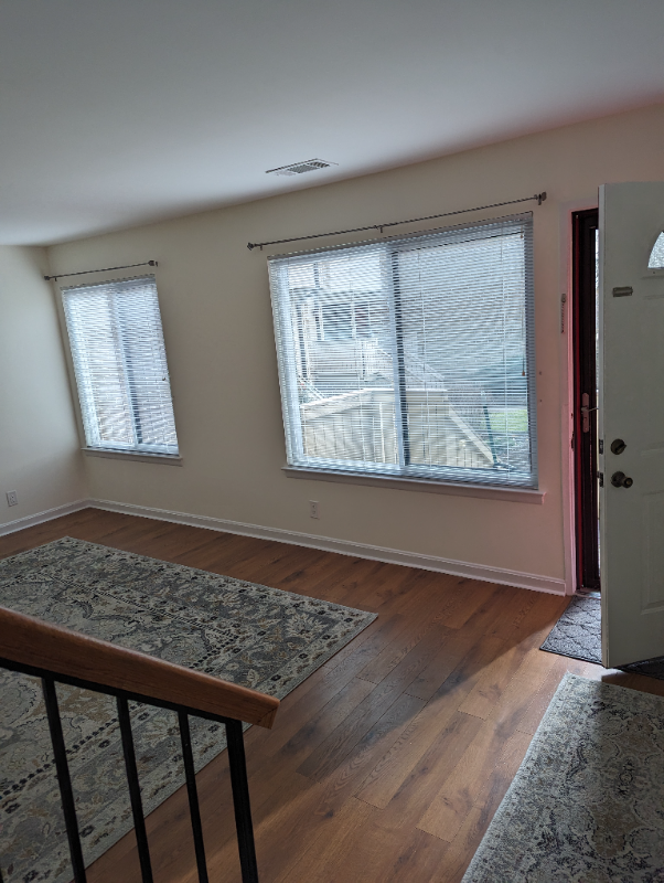 2494 Glengyle Dr - Photo 3 of 47