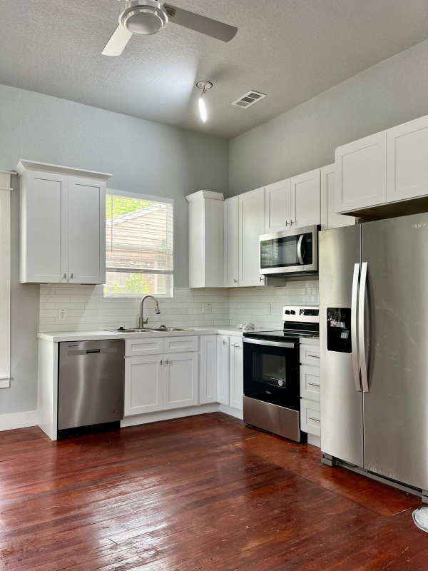 2618 Colonial Ave - Photo 6 of 10