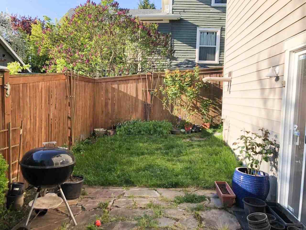 205 15th Ave - Photo 2 of 20