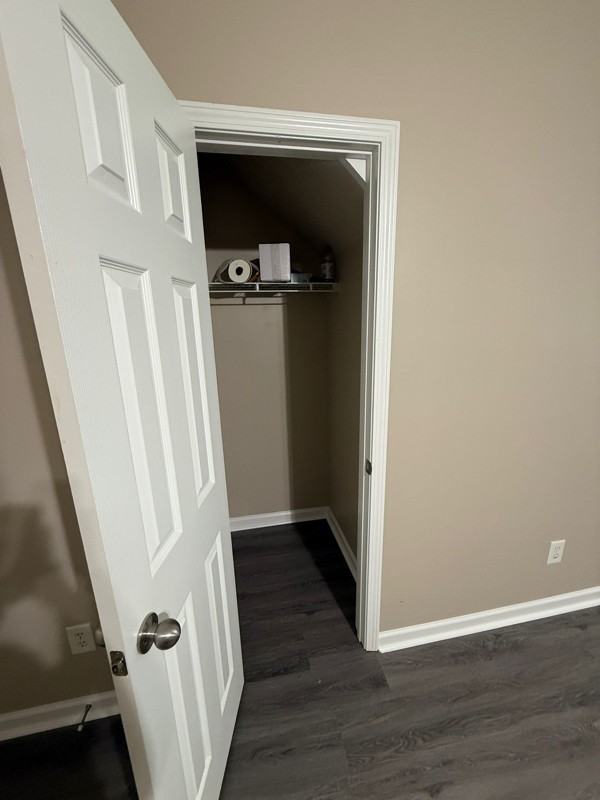 518 Oakside Pl - Photo 3 of 34