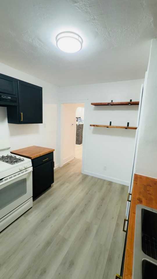 16230 Indiana St #A - Photo 4 of 20