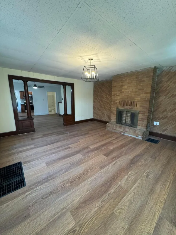 2542 Steele Ave - Photo 3 of 20