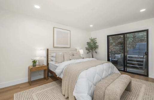 1733 Nautilus St - Photo 6 of 14