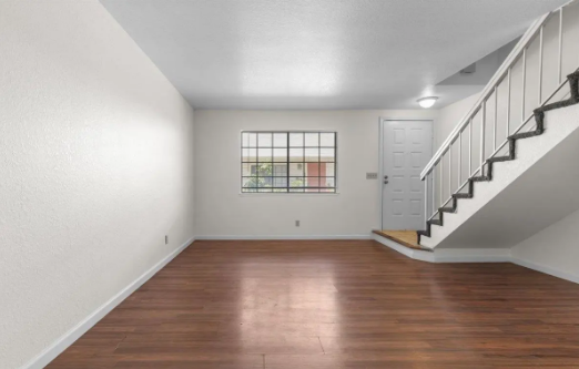 384 S 11th St - Photo 4 of 13