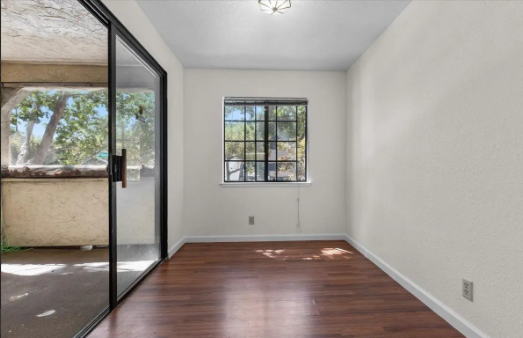 384 S 11th St - Photo 7 of 13