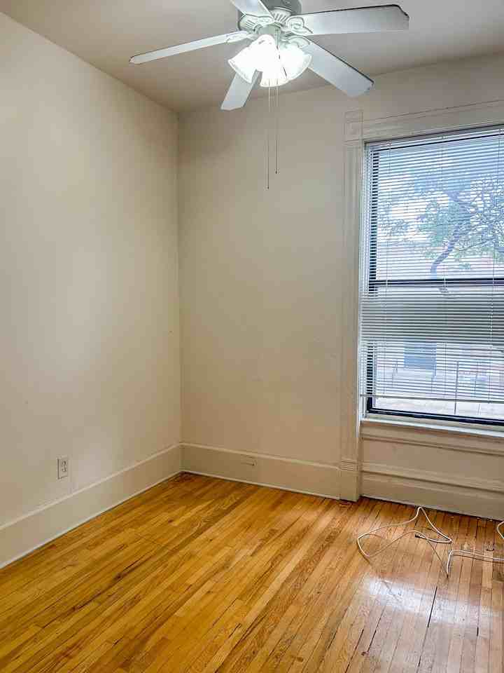 703 W Willow St #2 - Photo 7 of 12