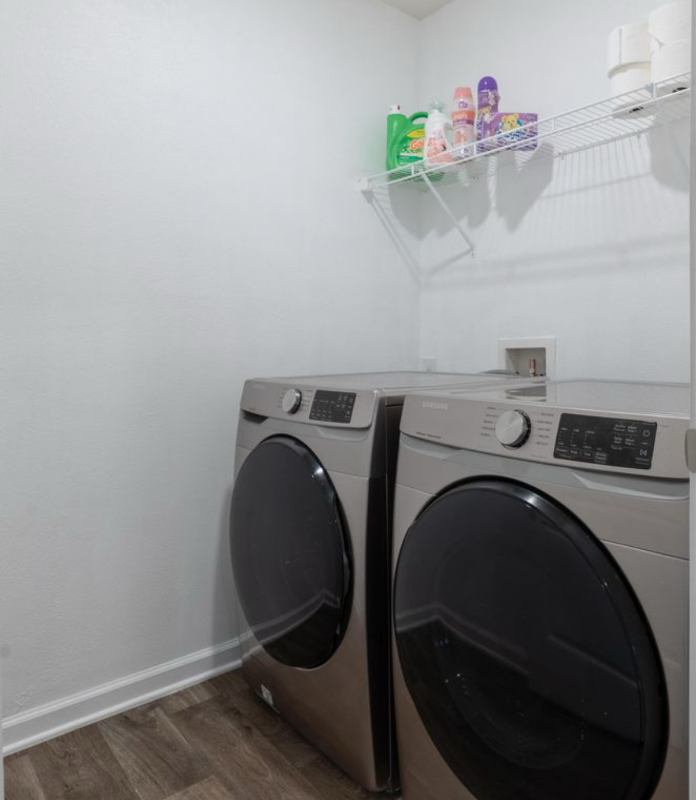 1103 Capocci Ct - Photo 4 of 8