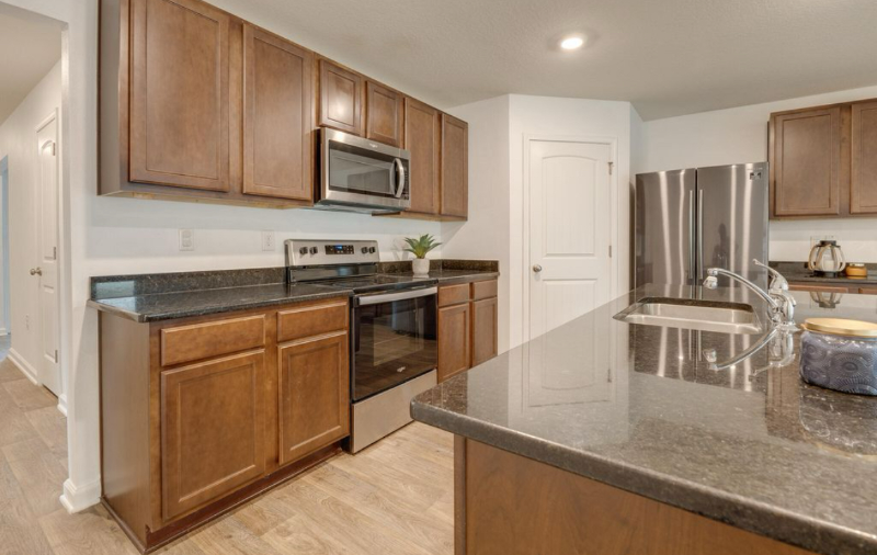 1103 Capocci Ct - Photo 5 of 8