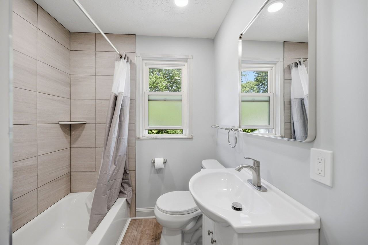 253 East Blvd - Photo 6 of 20