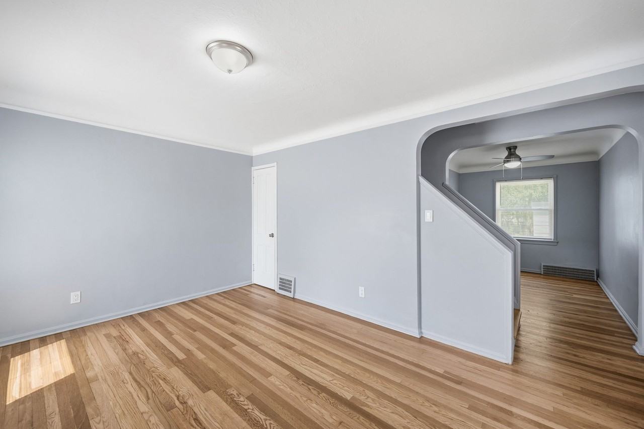 253 East Blvd - Photo 7 of 20