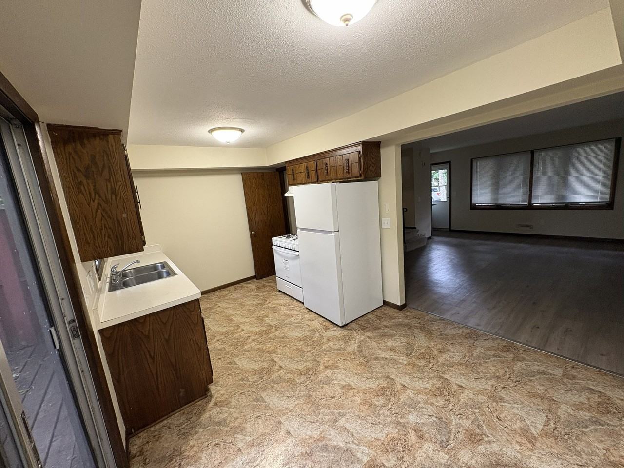 2939/2937 France Ave N #2937 - Photo 4 of 12