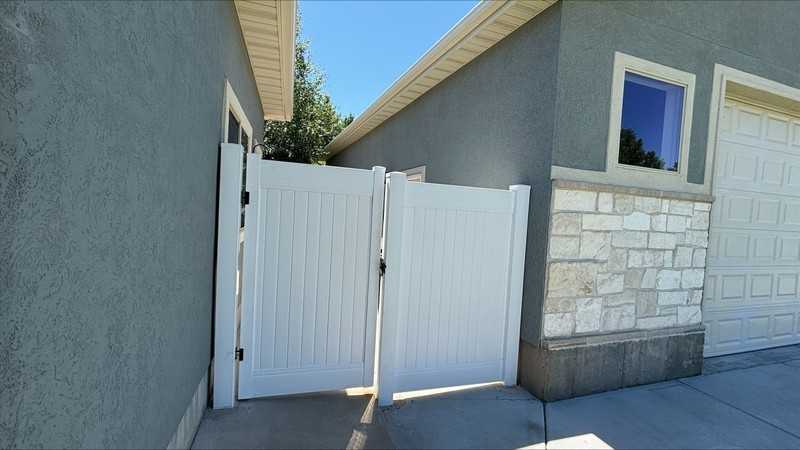 1407 Flint Meadow Dr - Photo 3 of 13