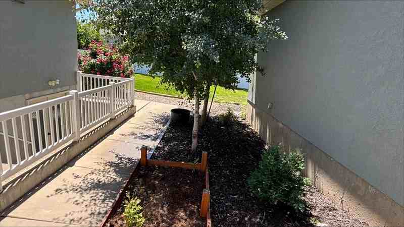 1407 Flint Meadow Dr - Photo 5 of 13