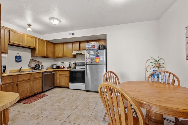72 Wn #10 - Photo 2 of 6