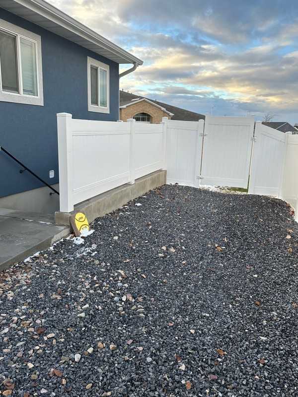 306 W Royal Land Dr - Photo 2 of 19